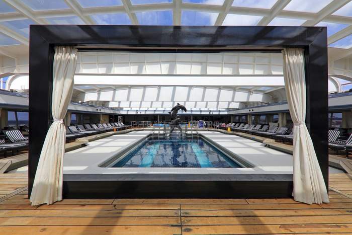 Nicko Cruises Vasco Da Gama Lido Pool 1.jpg